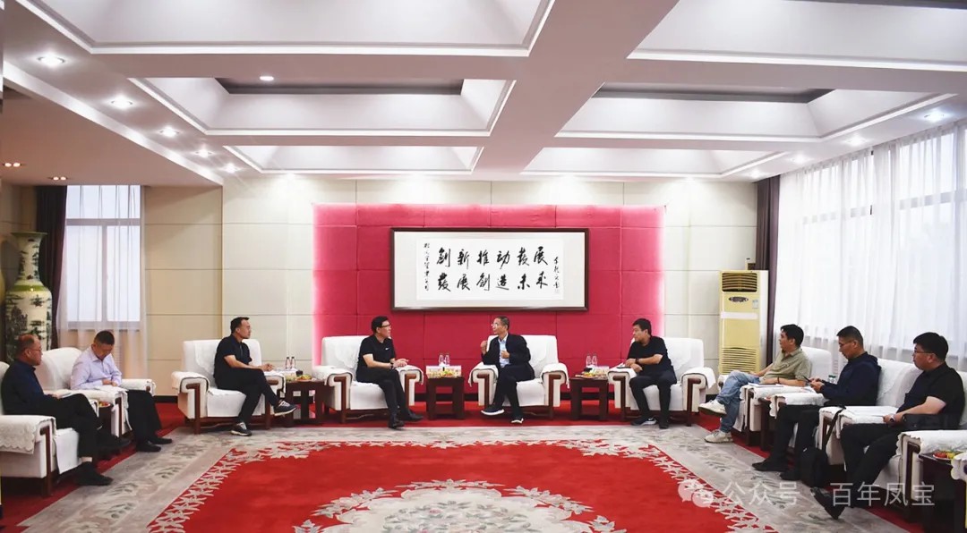 山东日照港集团董事长张江南一行到三亿在线平台（中国）官网走访调研
